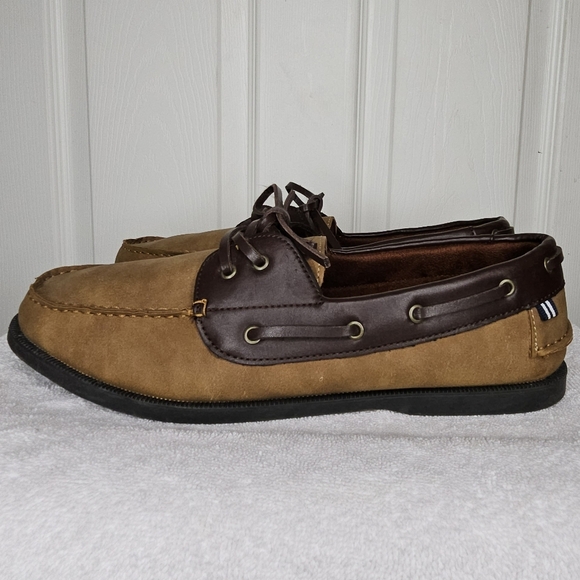 Brown Nautica Boat Shoes with Suede Material and Dark Brown Laces - Picture 3 of 4